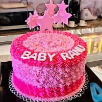 Pink Star Cake - 1.5kg