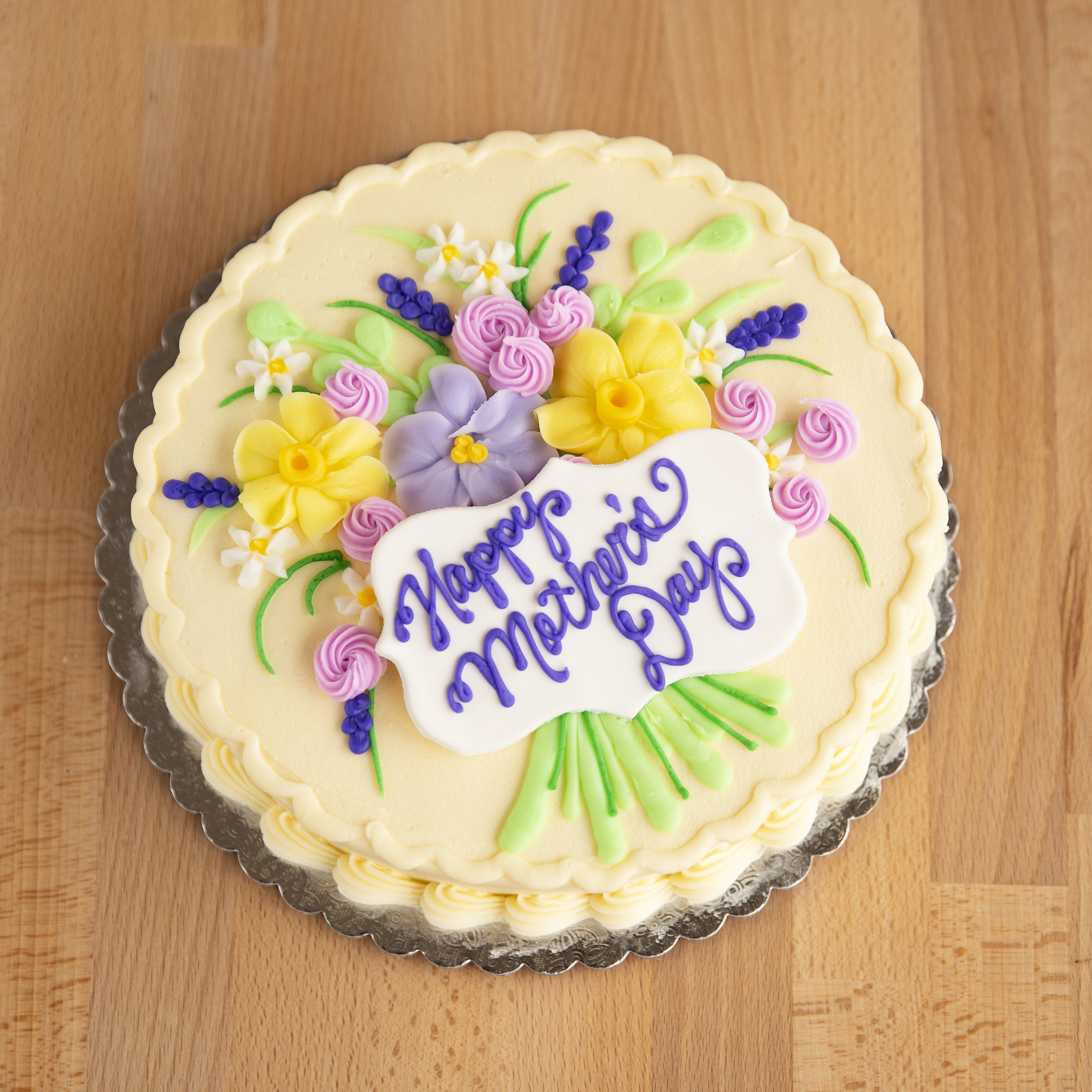 Spring Floral Spray Cake - 1.5kg